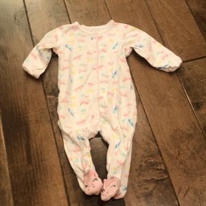 Carter’s 9M Unicorn Footie Pajamas Footed snaps
